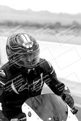 media/Mar-20-2023-Moto Forza (Mon) [[d0bbc59e78]]/Around the Pits/